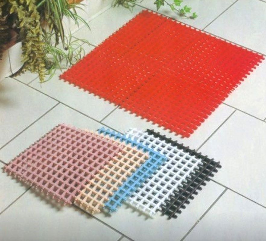 Kúpeľňová zostavovacia rohož hnedá