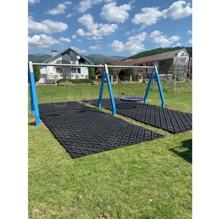 Gumová zatrávňovacia dlažba GRETA 500 × 1000 × 45 mm Červená
